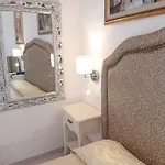 La Perla 3*
