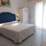 La Perla 3*