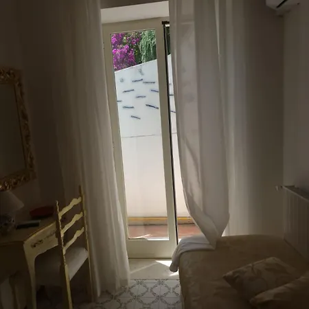 La Perla 3*