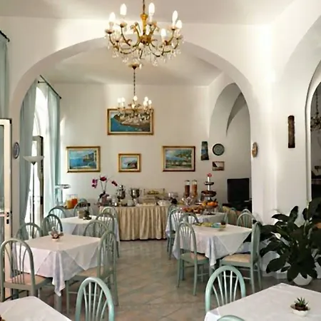La Perla 3* Praiano