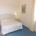 La Perla 3* プライアーノ