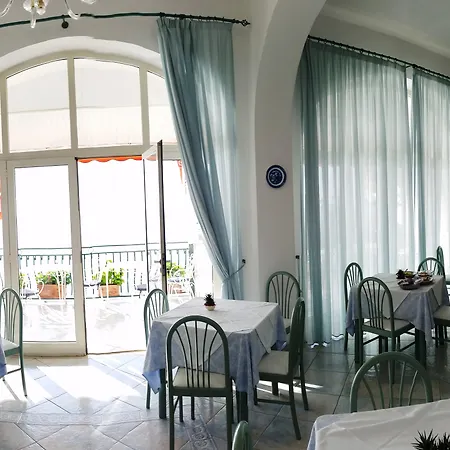 La Perla Hotel Praiano