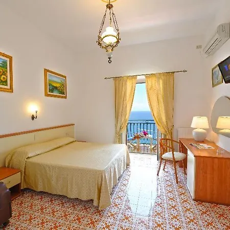 La Perla Hotel Praiano
