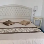 La Perla Hotel