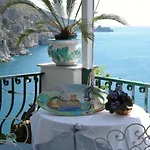 Hotel La Perla 3*