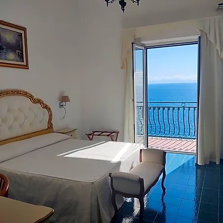 Hotel La Perla Praiano