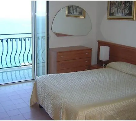 La Perla 3* Praiano